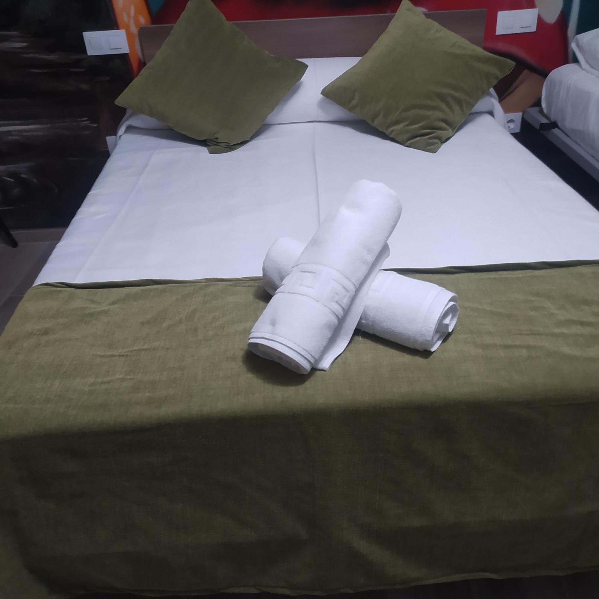 Familyhostel平托 外观 照片